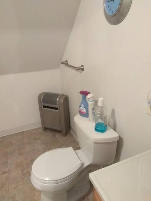 Quiet Upstairs Studio Close To Town 420 Friendly Trinidad Exterior foto
